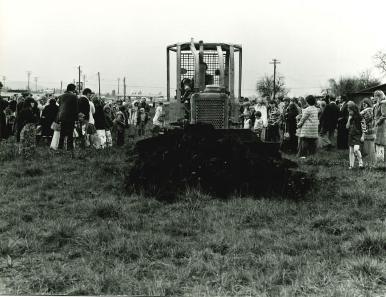 1977 Bulldozer